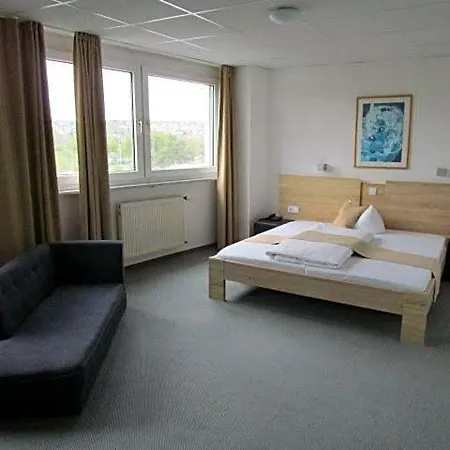 Businesshotel & Stuttgart-vaihingen 4*