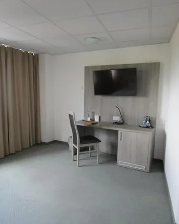 Hotel Businesshotel & Stuttgart-vaihingen 4*